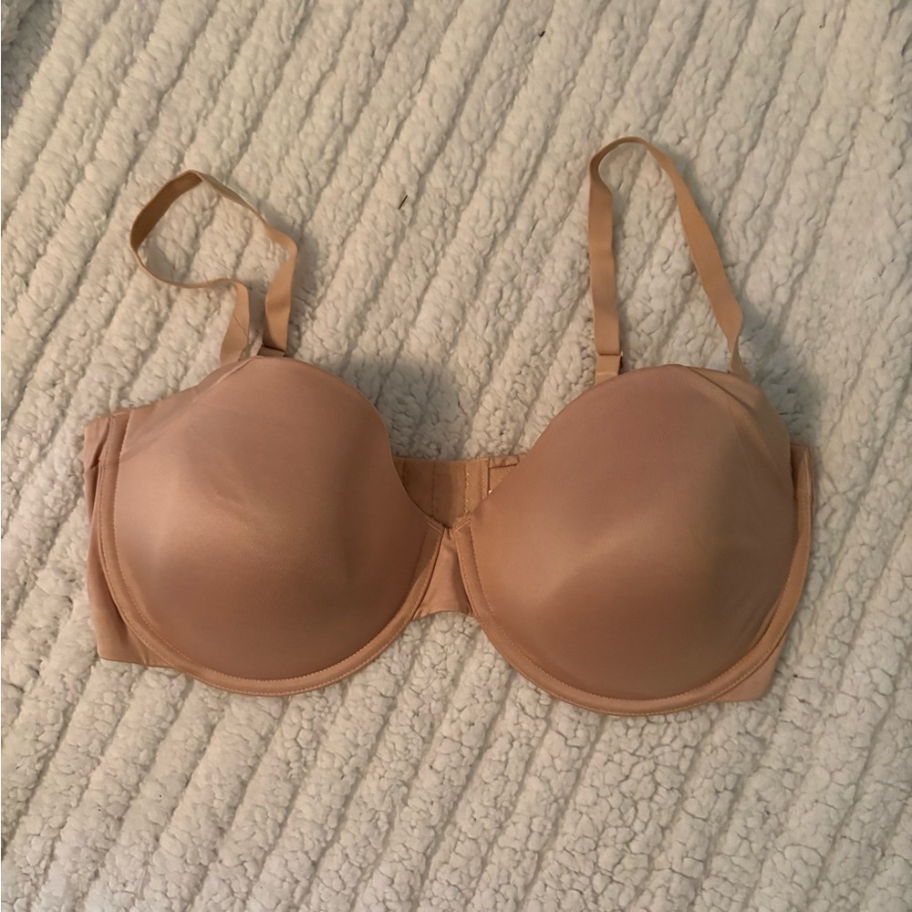 Maidenform Smooth Nude Bra in Light Tan